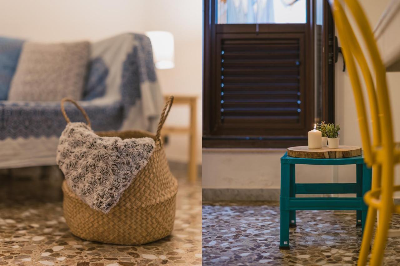 Villa Casa Vacanze Il Mare Tra I Tetti - Relaxing Terrace & Sea View Monopoli Exterior foto